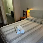 Daniel S Bed and breakfast 3*