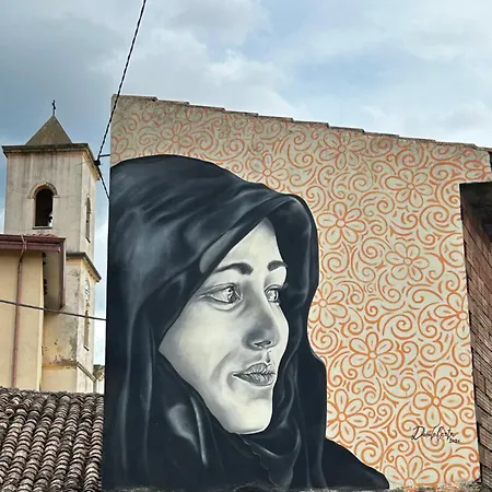 Daniel S Riola Sardo